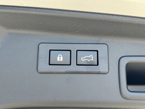 New 2026 Subaru Outback Premium AWD/4WD image 32
