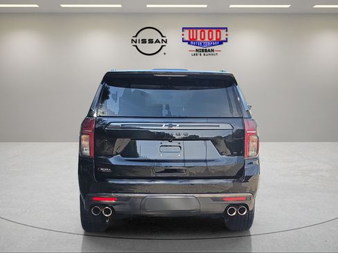 Used 2022 Chevrolet Tahoe Z71 w/ Z71 Off-Road Package AWD/4WD image 3