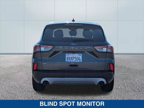 Used 2020 Ford Escape SE FWD image 4