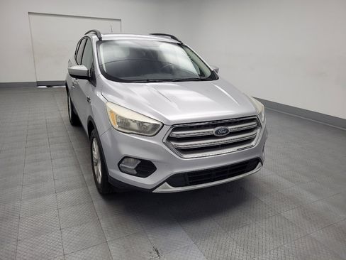 Used 2018 Ford Escape SE image 14