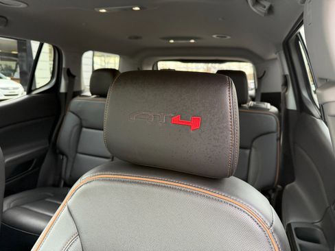 Used 2023 GMC Acadia AT4 w/ Technology Package image 15