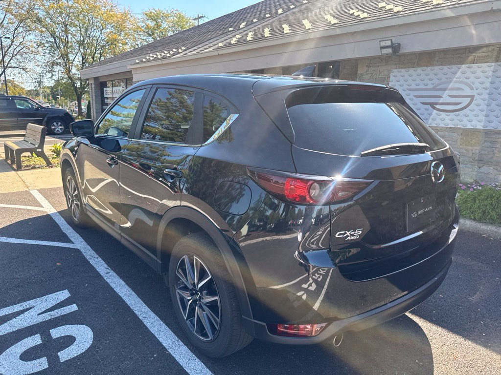 Used 2018 MAZDA CX-5 Touring w/ Preferred Equipment Package AWD/4WD image 6