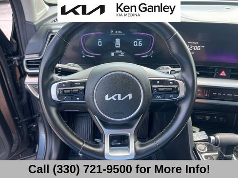Used 2024 Kia Sportage EX FWD image 34