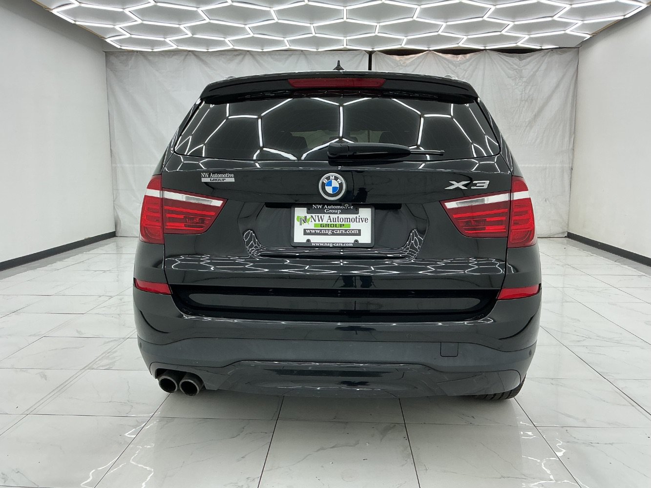 Used 2017 BMW X3 xDrive28i AWD/4WD image 10