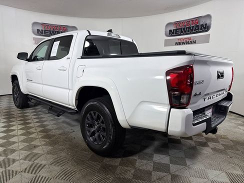 Used 2023 Toyota Tacoma SR5 w/ Technology Package AWD/4WD image 5