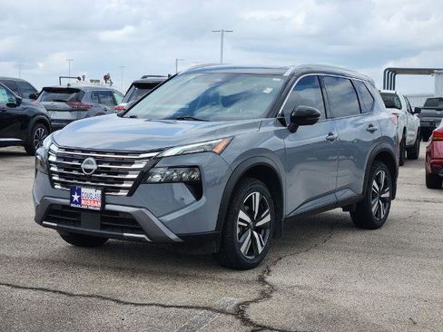 Certified 2024 Nissan Rogue SL w/ SL Premium Package FWD image 2
