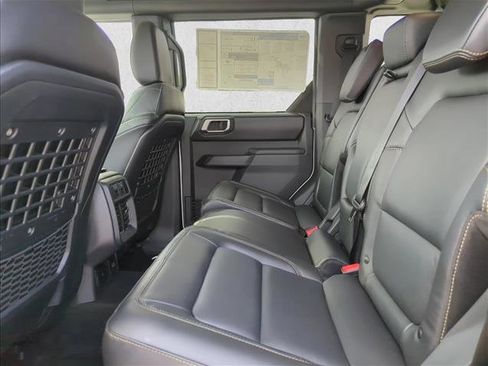New 2025 Ford Bronco Badlands image 16