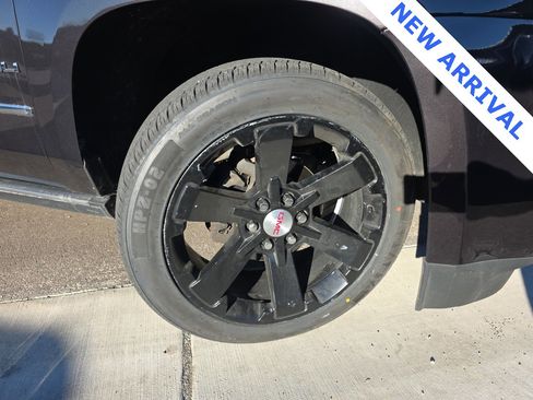 Used 2016 GMC Yukon XL Denali w/ Open Road Package image 2