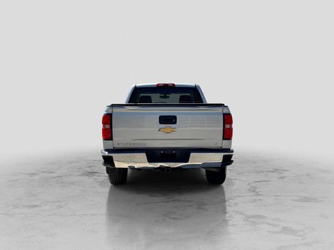 Used 2018 Chevrolet Silverado 1500 LT w/ All Star Edition AWD/4WD image 5