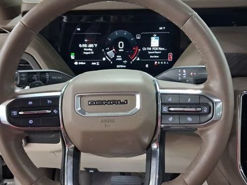 Used 2025 GMC Yukon XL Denali w/ Sun & Power Step Package AWD/4WD image 14