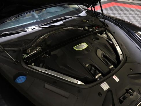 Used 2018 Porsche Panamera 4 image 82