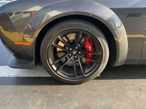 Used 2022 Dodge Challenger R/T Scat Pack RWD image 12