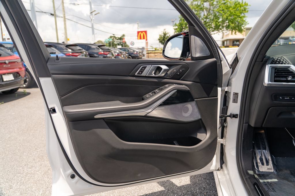 Used 2024 BMW X5 M Competition w/ Executive Package AWD/4WD image 12