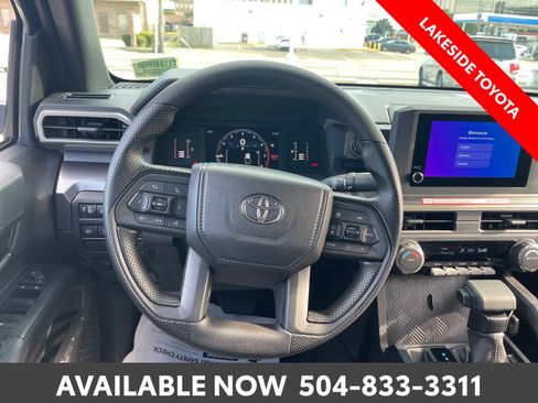 Certified 2026 Toyota Tacoma SR5 AWD/4WD image 23