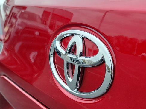 New 2026 Toyota Corolla Cross XLE image 7