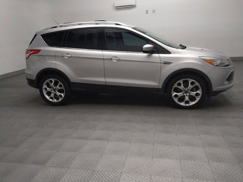Used 2016 Ford Escape Titanium w/ Equipment Group 301A FWD image 11