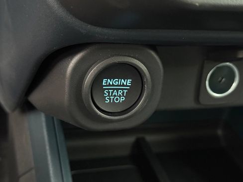New 2026 Ford Maverick Lobo AWD/4WD image 10