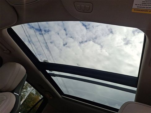 Certified 2023 Lincoln Navigator L Reserve image 13