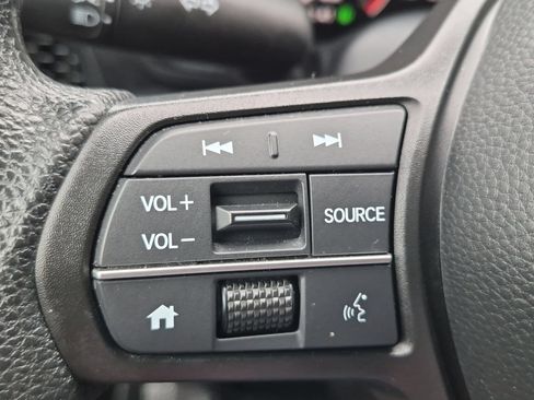 Used 2024 Honda CR-V LX image 11