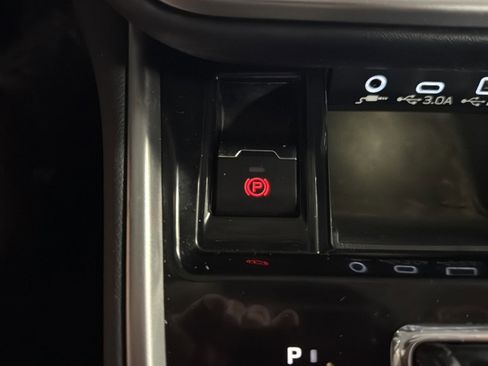 Used 2023 Subaru Legacy Limited image 30