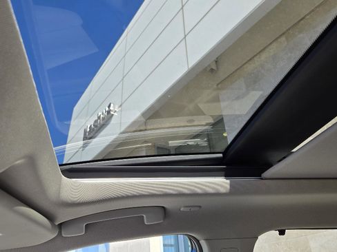 Used 2023 Nissan Rogue SV w/ SV Premium Package image 29