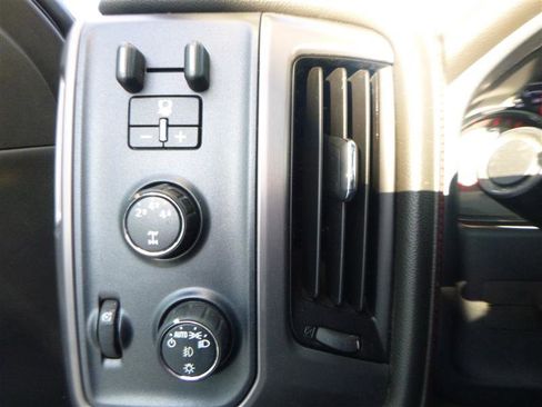 Used 2016 GMC Sierra 2500 SLT w/ All-Terrain HD Package image 15