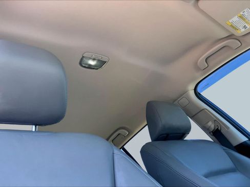 Used 2019 Subaru Outback 3.6R Limited w/ Popular Package #2 AWD/4WD image 13