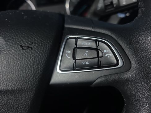 Certified 2019 Ford EcoSport SE image 34