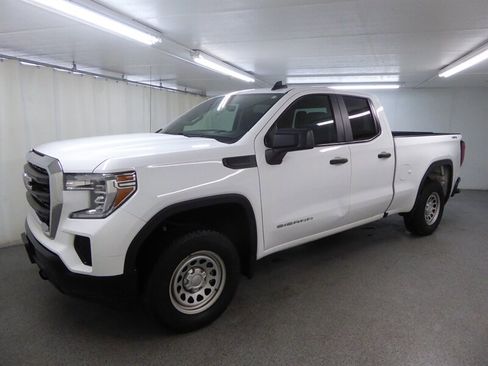 Used 2019 GMC Sierra 1500 4x4 Double Cab w/ Convenience Package image 3