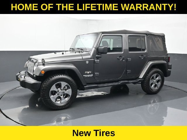 Used 2017 Jeep Wrangler Unlimited Sahara w/ Max Tow Package AWD/4WD image 2
