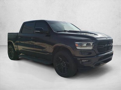 Used 2023 RAM 1500 Laramie AWD/4WD image 3