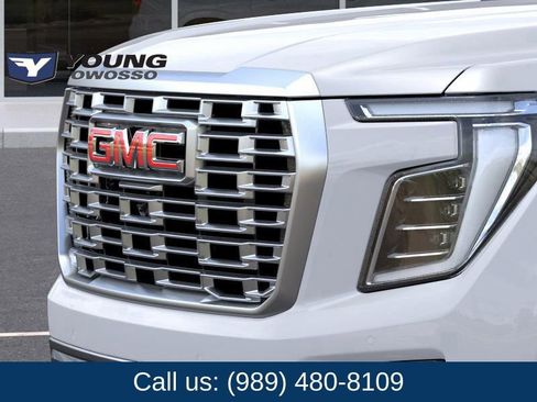 New 2026 GMC Yukon XL Denali w/ Denali Reserve Package image 13