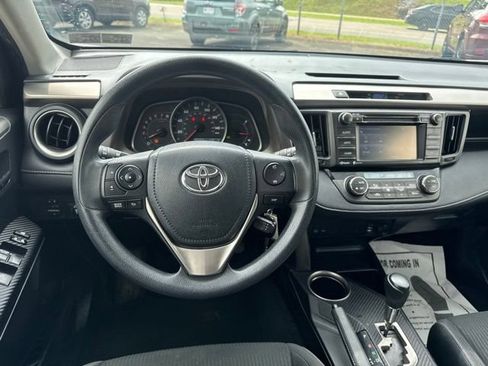 Used 2014 Toyota RAV4 XLE AWD/4WD image 14