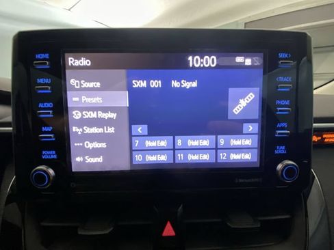 Used 2021 Toyota Corolla LE w/ LE Convenience Package FWD image 16