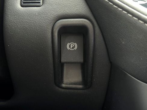 Used 2022 Lexus LS 500 image 23