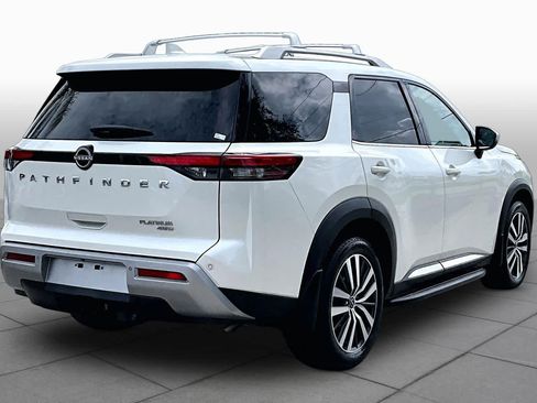 Used 2022 Nissan Pathfinder Platinum w/ Lighting Package (N93) AWD/4WD image 13
