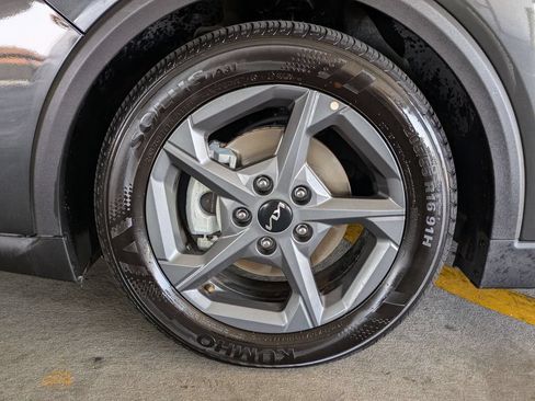 Used 2025 Kia K4 FWD image 31