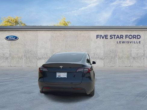 Used 2024 Tesla Model Y Long Range RWD image 7