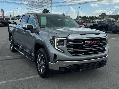 Used 2024 GMC Sierra 1500 SLT w/ SLT Premium Plus Package AWD/4WD image 9