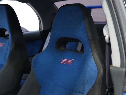 Used 2004 Subaru Impreza WRX STI image 30