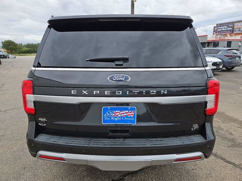 Used 2022 Ford Expedition XLT RWD image 9
