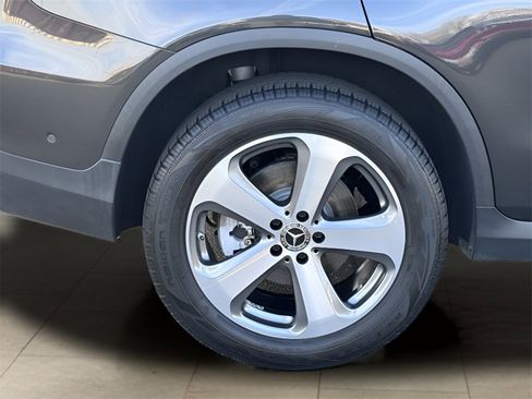 Used 2021 Mercedes-Benz GLC 300 GLC 300 image 43