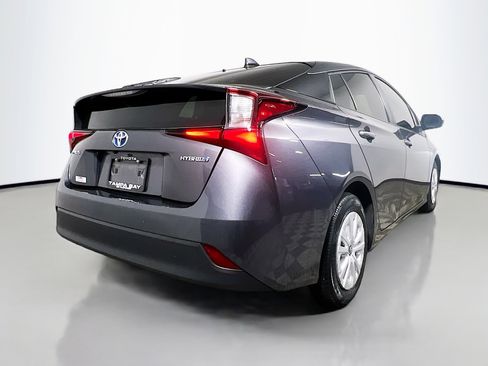 Used 2022 Toyota Prius LE image 4