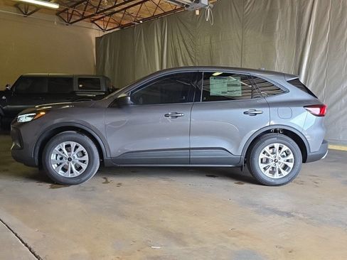 New 2025 Ford Escape Active w/ Tech Pack #1 image 5
