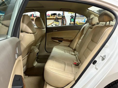 Used 2010 Honda Accord EX-L image 21