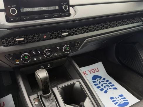 Used 2025 Honda Accord SE image 23