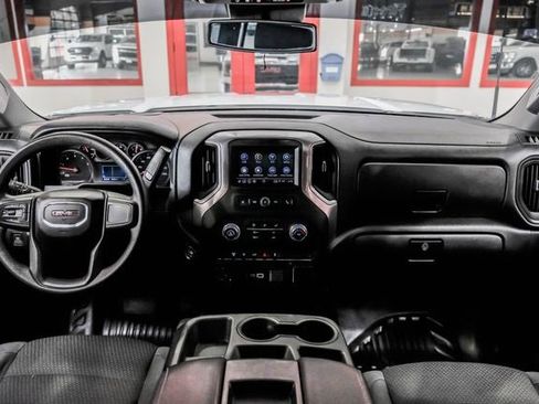 Used 2024 GMC Sierra 3500 Pro w/ Convenience Package image 17