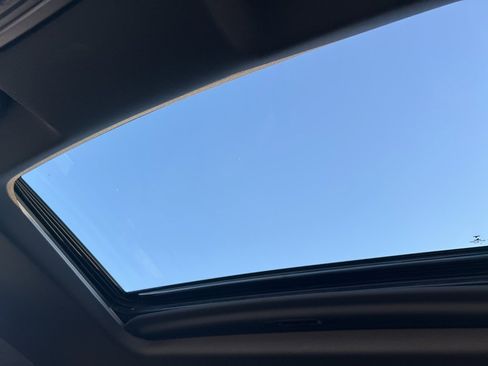 Used 2022 Chevrolet Silverado 3500 High Country w/ Z71 Off-Road Package image 22