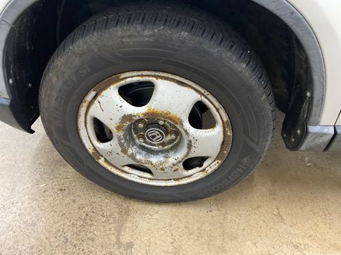 Used 2011 Honda CR-V LX image 15