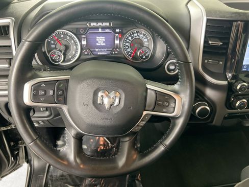 Used 2022 RAM 1500 Big Horn AWD/4WD image 11